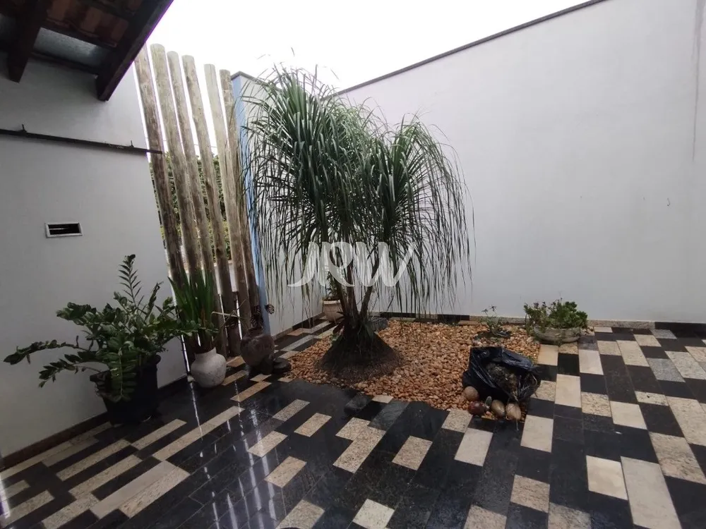 Casa, 3 quartos, 250 m² - Foto 2