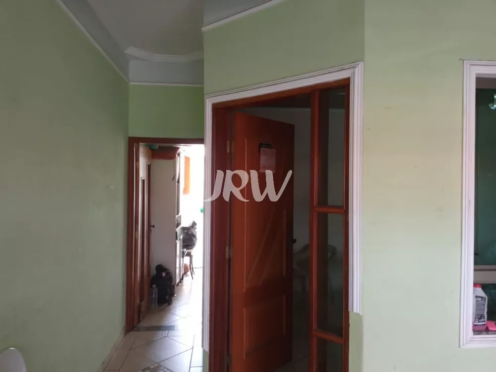 Casa à venda com 3 quartos, 125m² - Foto 2