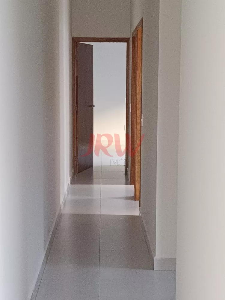 Casa à venda com 3 quartos, 105m² - Foto 4