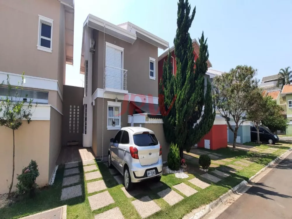 Casa à venda com 3 quartos, 110m² - Foto 1