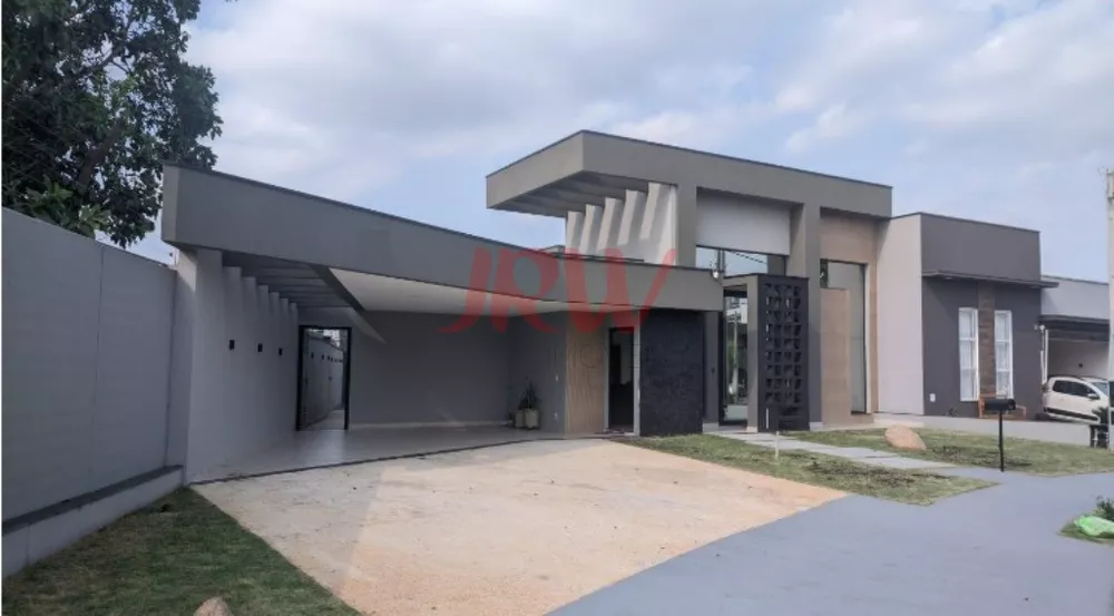 Casa à venda com 3 quartos, 433m² - Foto 1