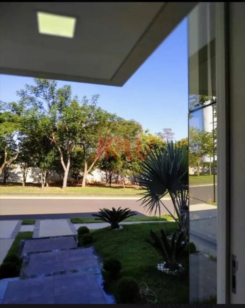 Casa à venda com 4 quartos, 360m² - Foto 4