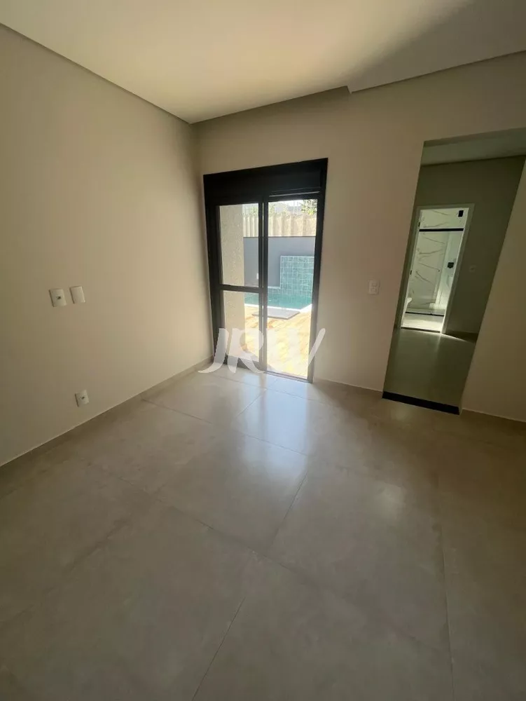 Casa à venda com 3 quartos, 300m² - Foto 9