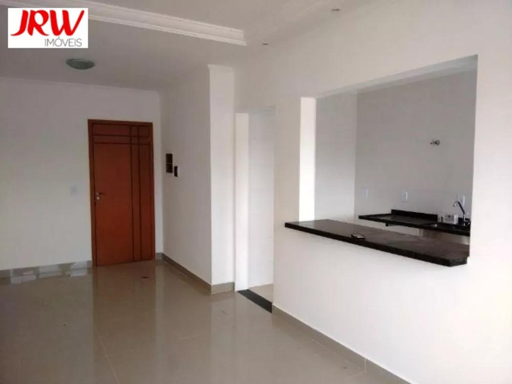 Apartamento à venda com 3 quartos, 74m² - Foto 3