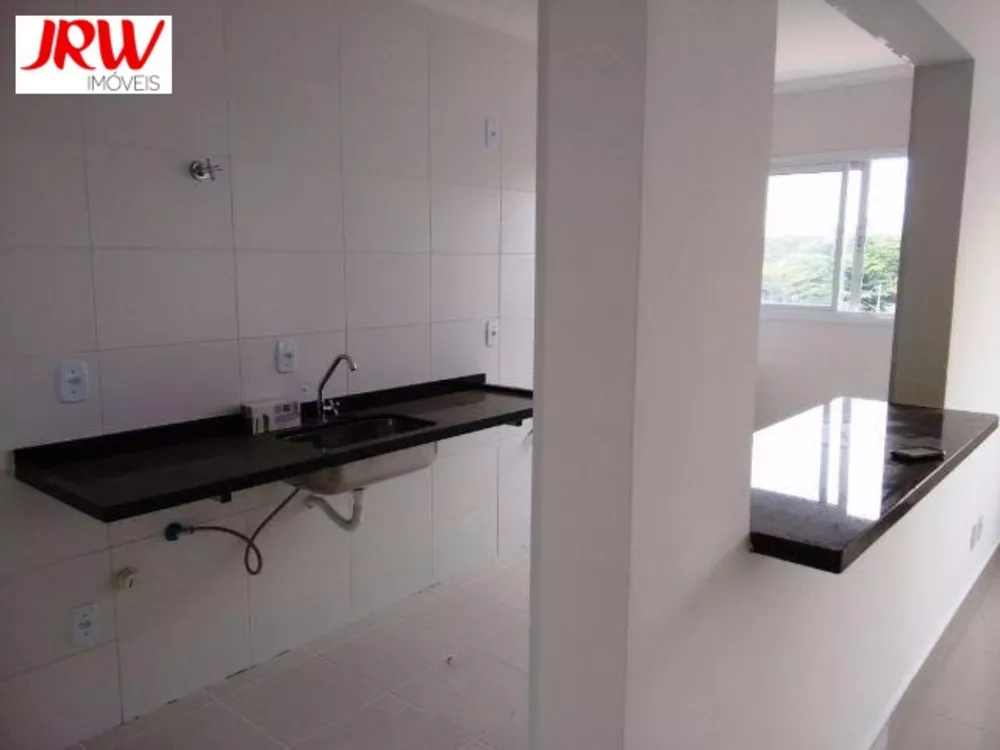 Apartamento à venda com 3 quartos, 74m² - Foto 4