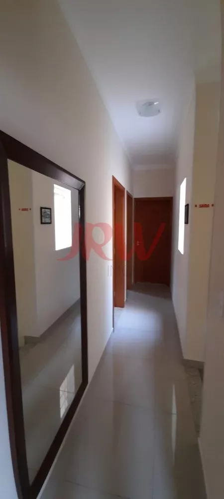 Casa à venda com 3 quartos, 152m² - Foto 2