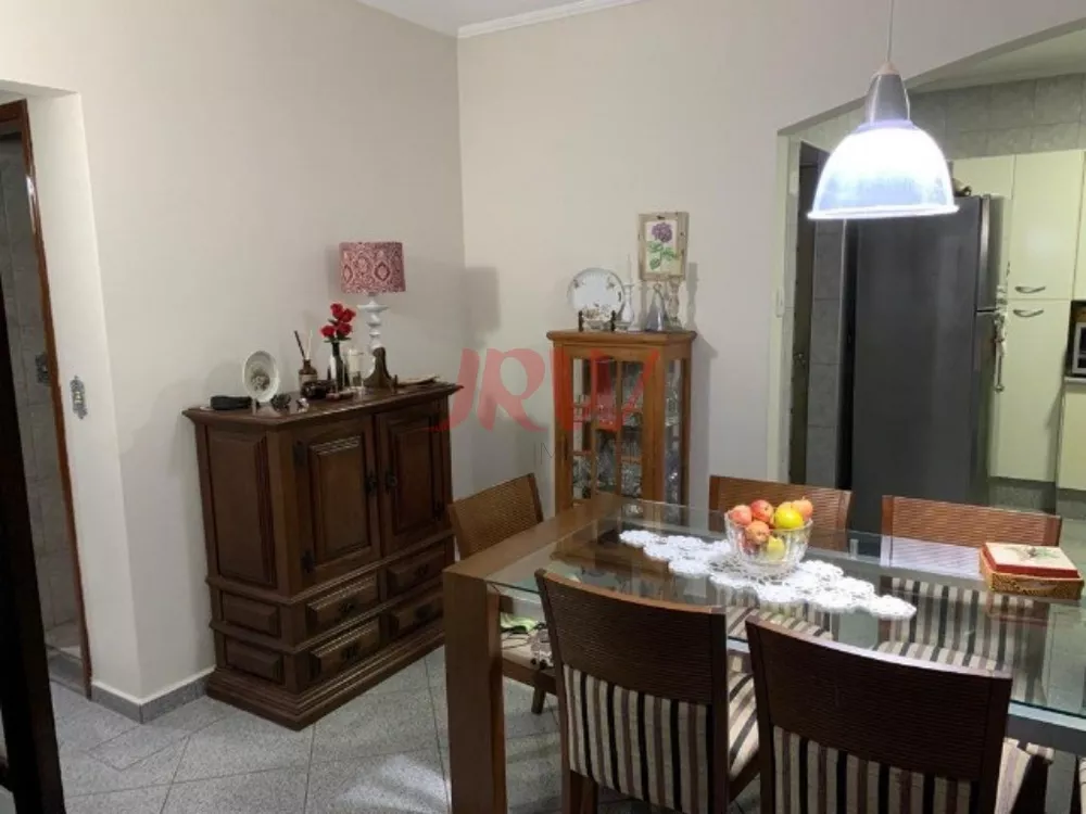 Casa à venda com 3 quartos, 146m² - Foto 2