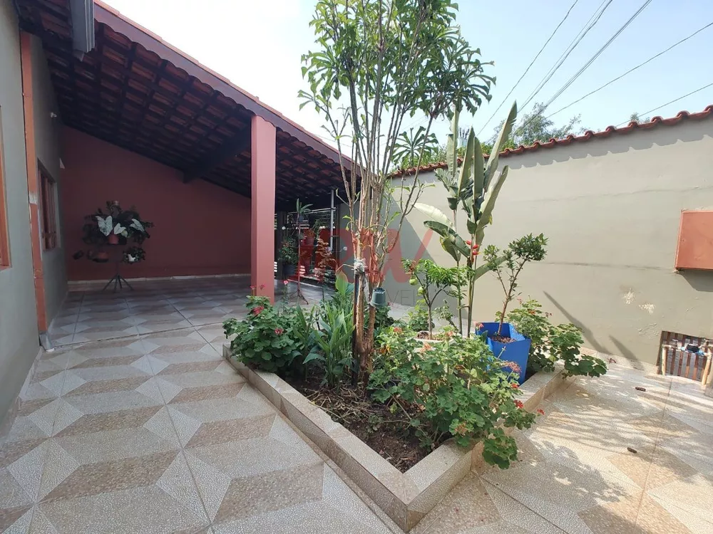 Casa à venda com 3 quartos, 132m² - Foto 2