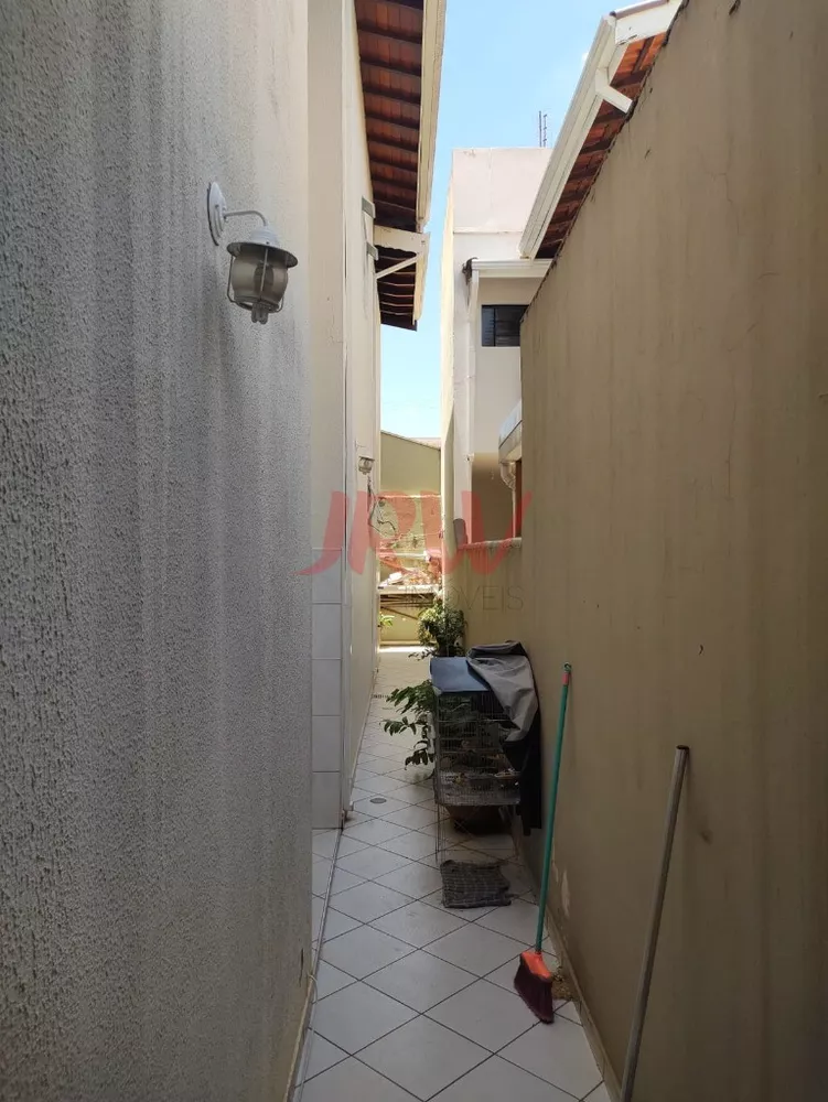 Casa à venda com 5 quartos, 125m² - Foto 4