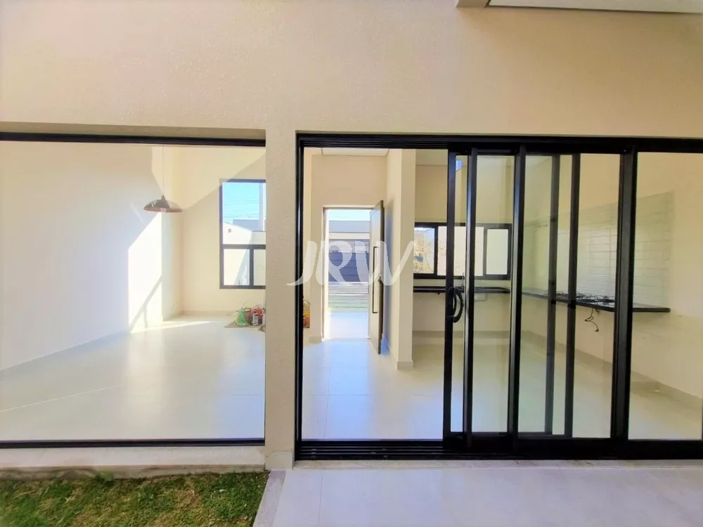 Casa à venda com 2 quartos, 150m² - Foto 7