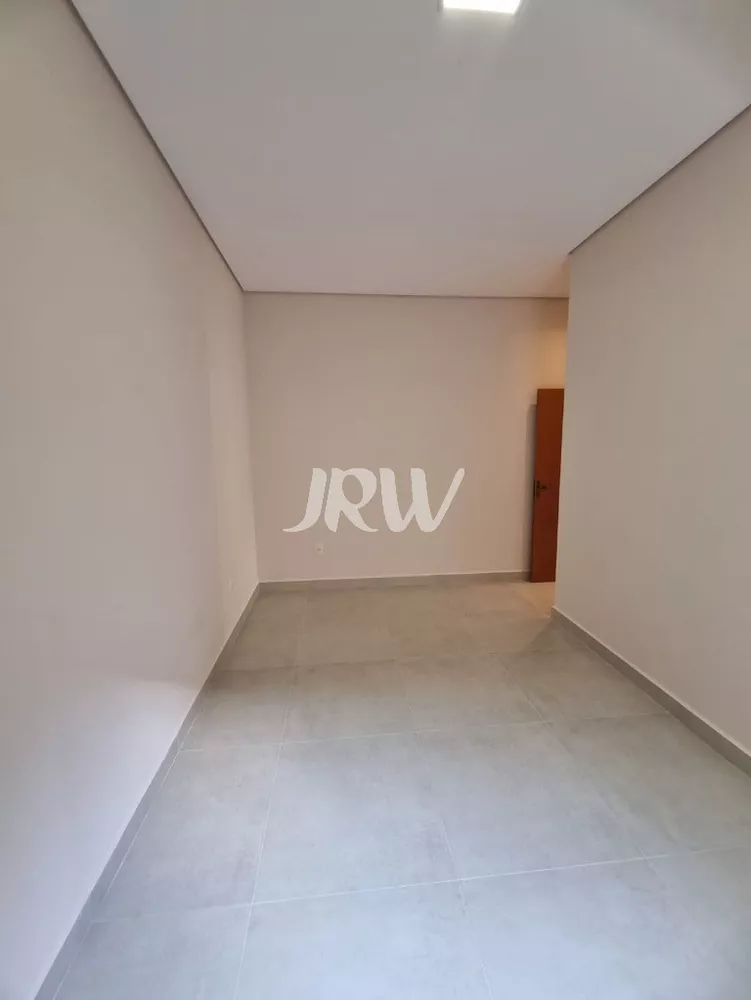 Casa à venda com 2 quartos, 150m² - Foto 17