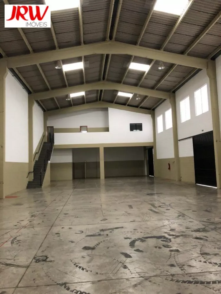 Depósito-Galpão-Armazém para alugar, 1000m² - Foto 1