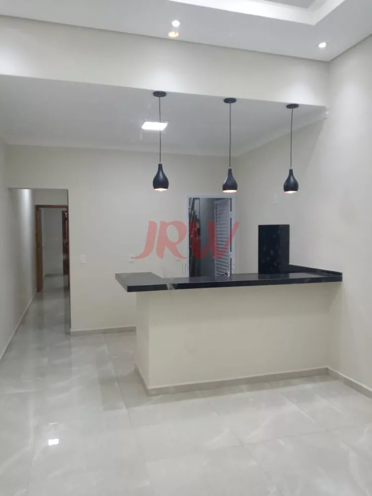 Casa à venda com 2 quartos, 55m² - Foto 12