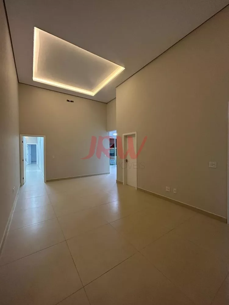 Casa à venda com 3 quartos, 137m² - Foto 4