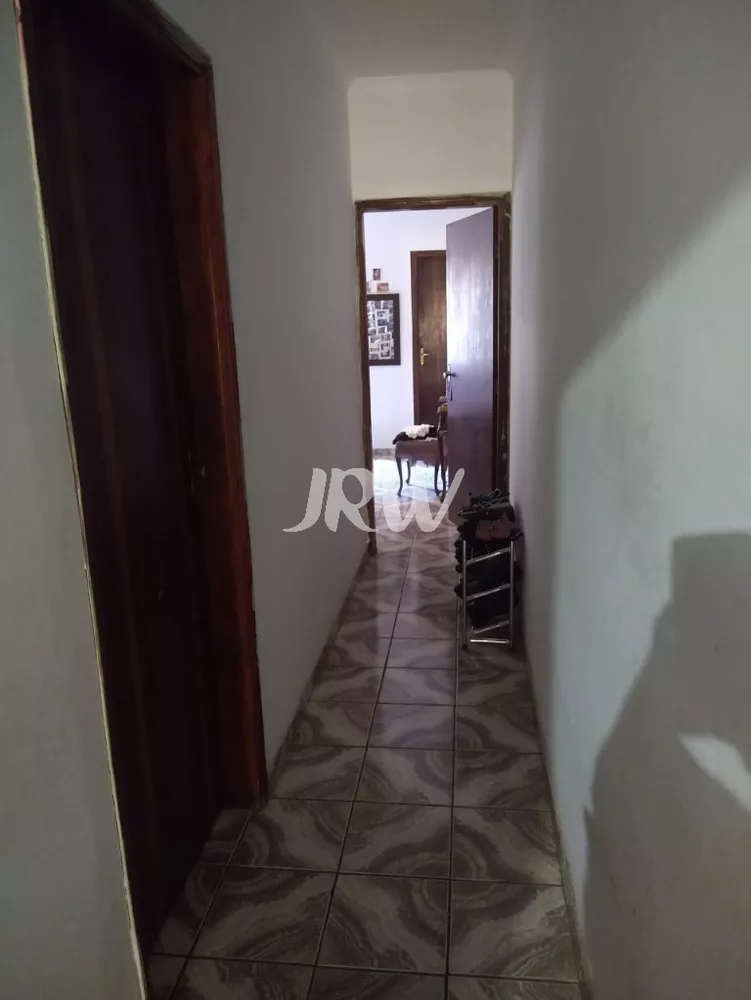 Casa à venda com 2 quartos, 125m² - Foto 17