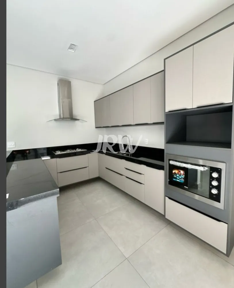Casa, 3 quartos, 360 m² - Foto 3