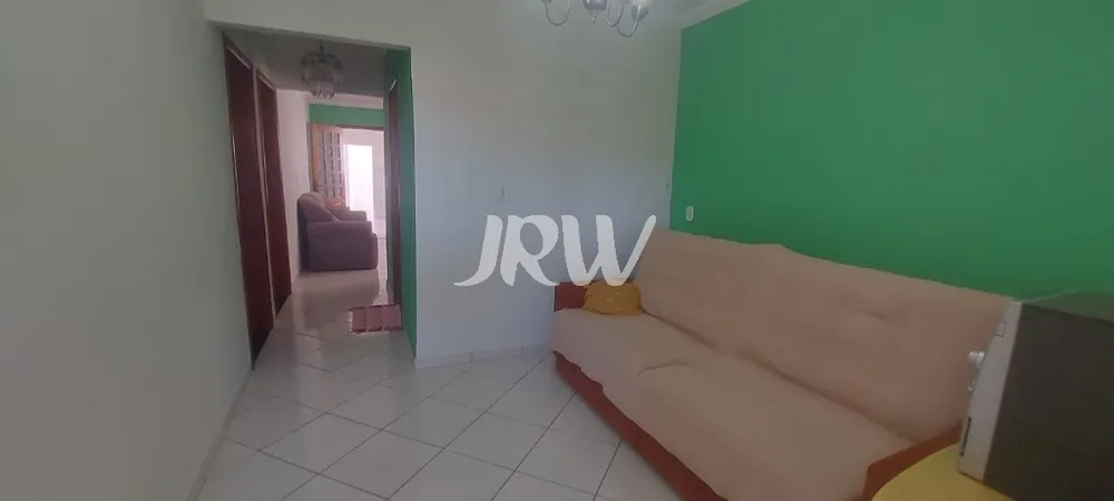 Casa, 3 quartos, 250 m² - Foto 2
