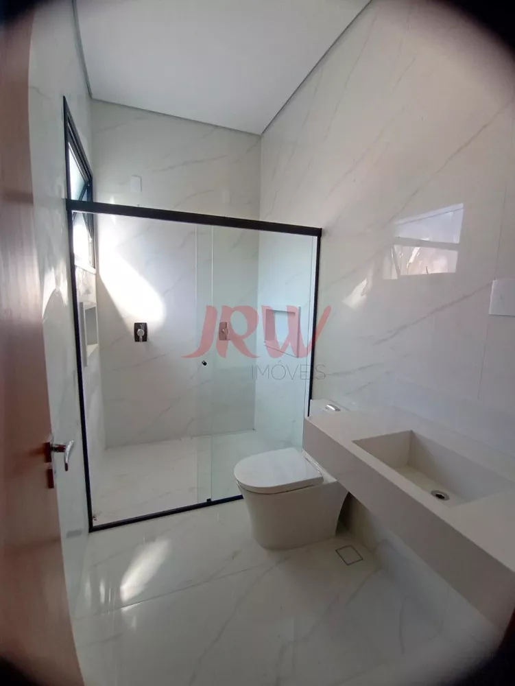 Casa à venda com 3 quartos, 300m² - Foto 4