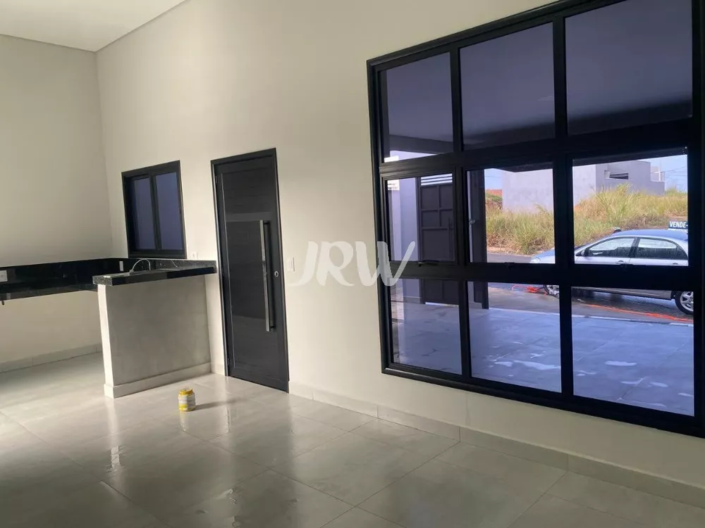 Casa à venda com 2 quartos, 150m² - Foto 3