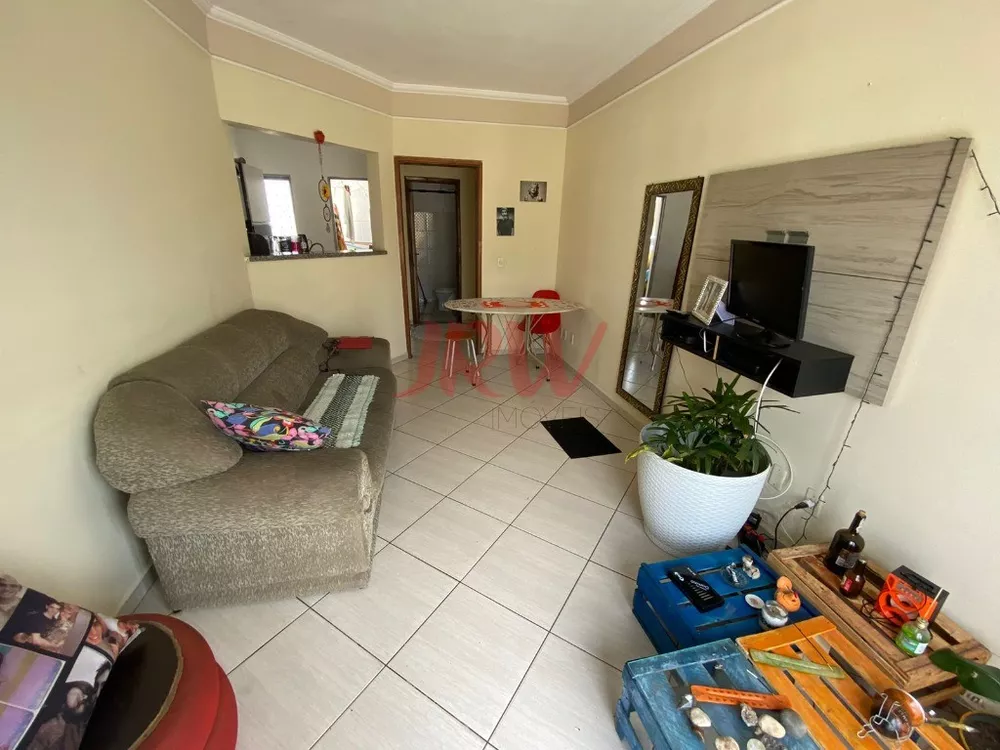 Apartamento à venda com 2 quartos, 64m² - Foto 2