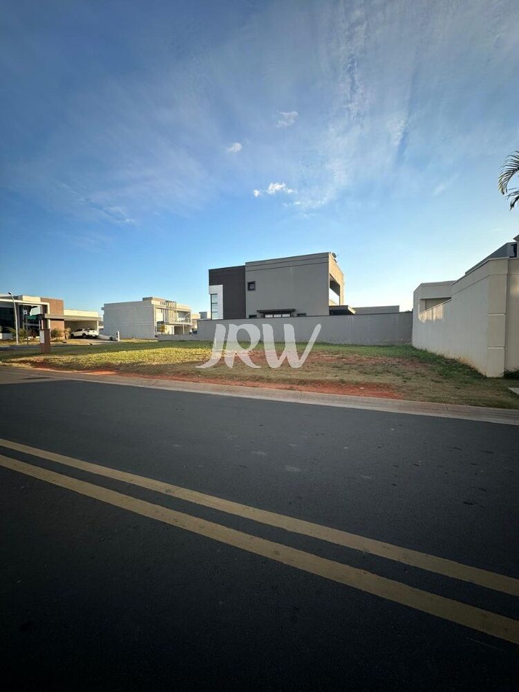 Terreno à venda, 360m² - Foto 1