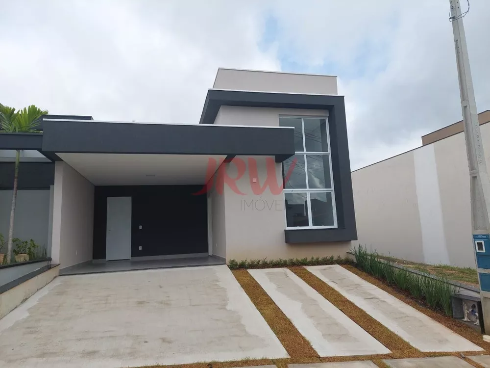 Casa à venda com 3 quartos, 240m² - Foto 2