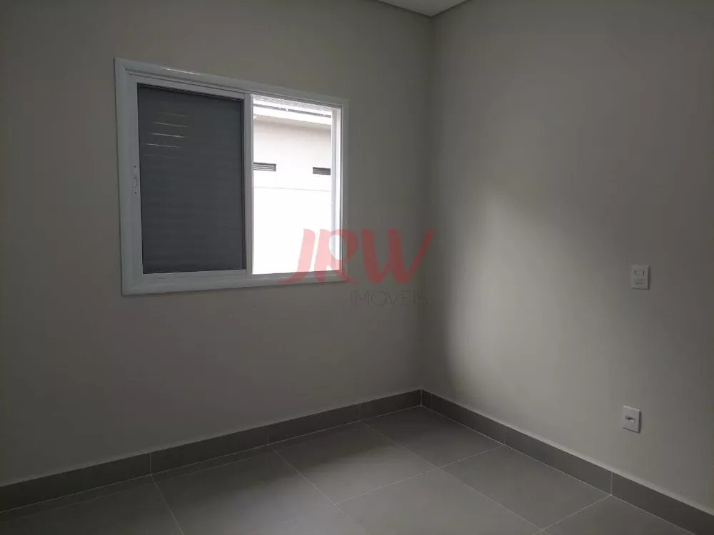 Casa à venda com 3 quartos, 240m² - Foto 4