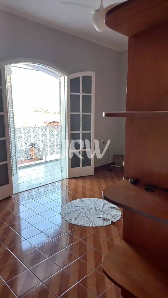 Casa à venda com 3 quartos, 135m² - Foto 2