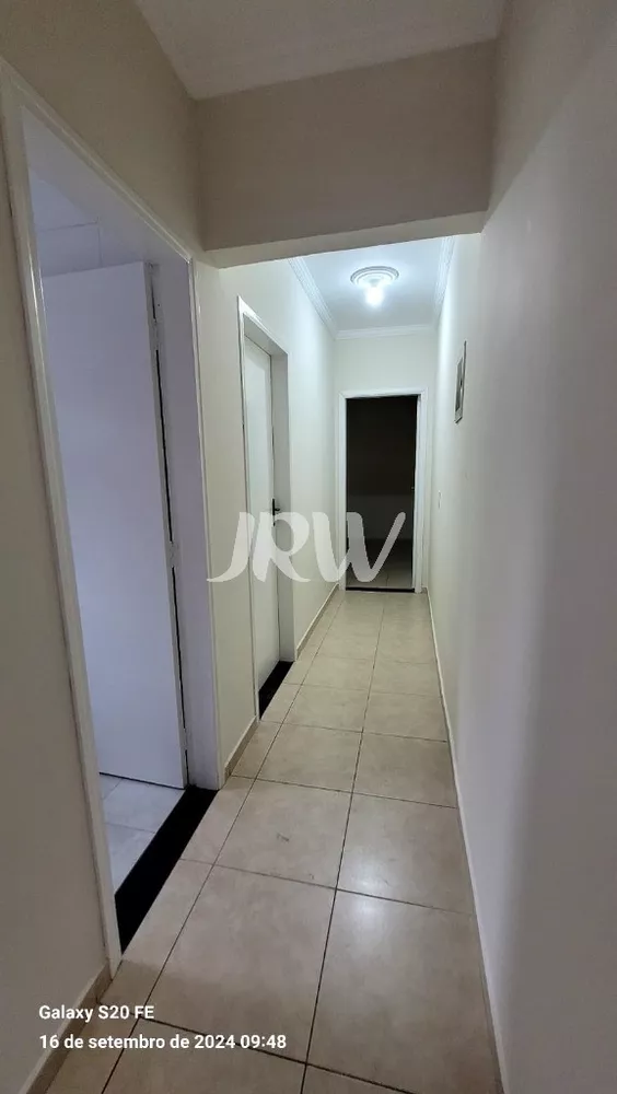 Casa à venda com 4 quartos, 120m² - Foto 3