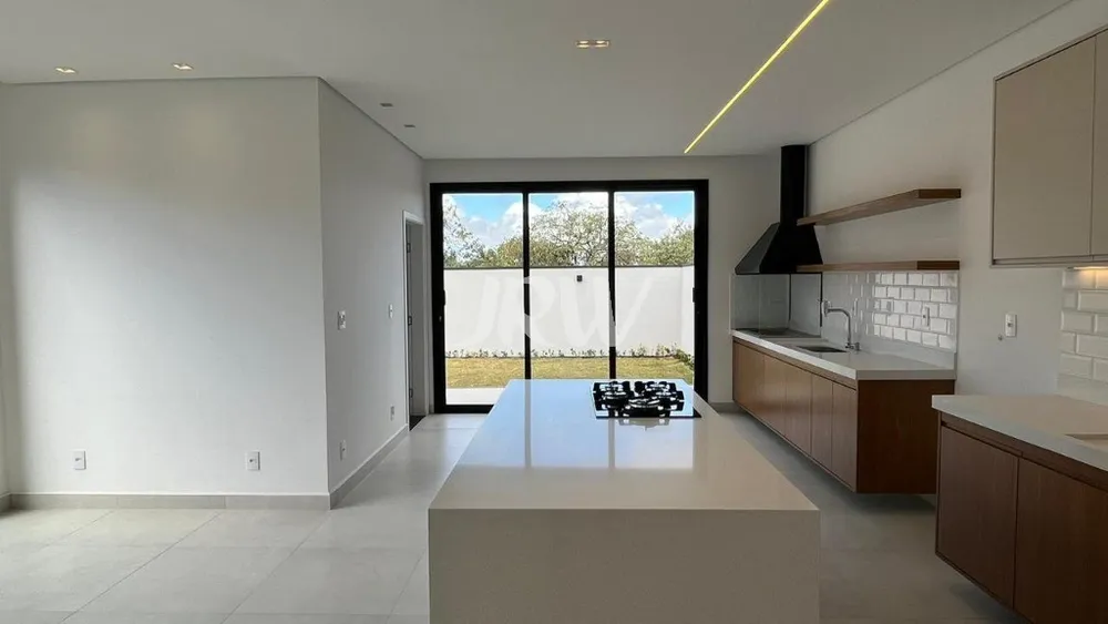 Casa, 3 quartos, 228 m² - Foto 4