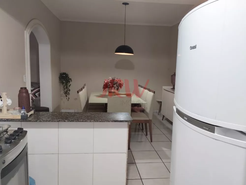 Casa à venda com 2 quartos, 150m² - Foto 7