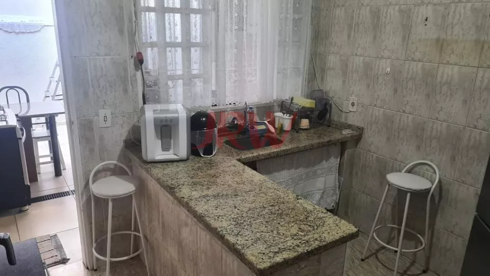 Casa à venda com 2 quartos, 69m² - Foto 19