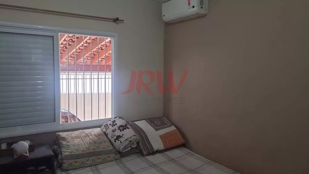 Casa à venda com 2 quartos, 69m² - Foto 10