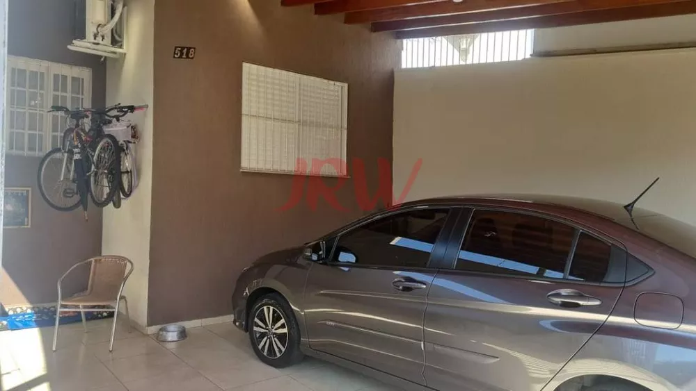 Casa à venda com 2 quartos, 69m² - Foto 2