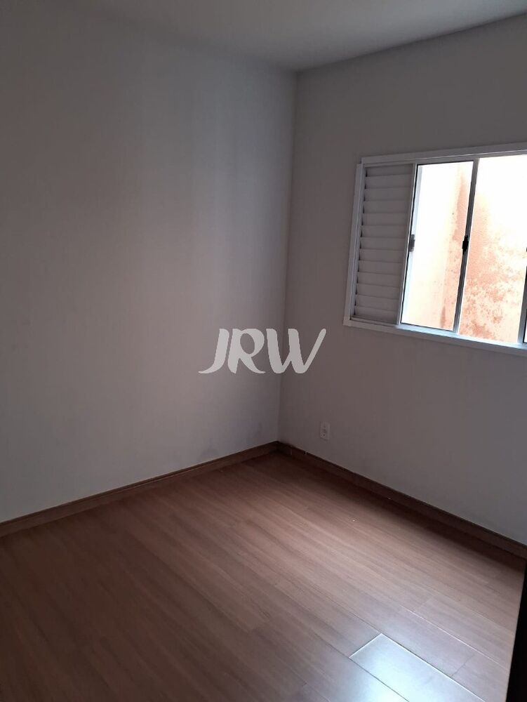 Apartamento à venda com 2 quartos, 58m² - Foto 4