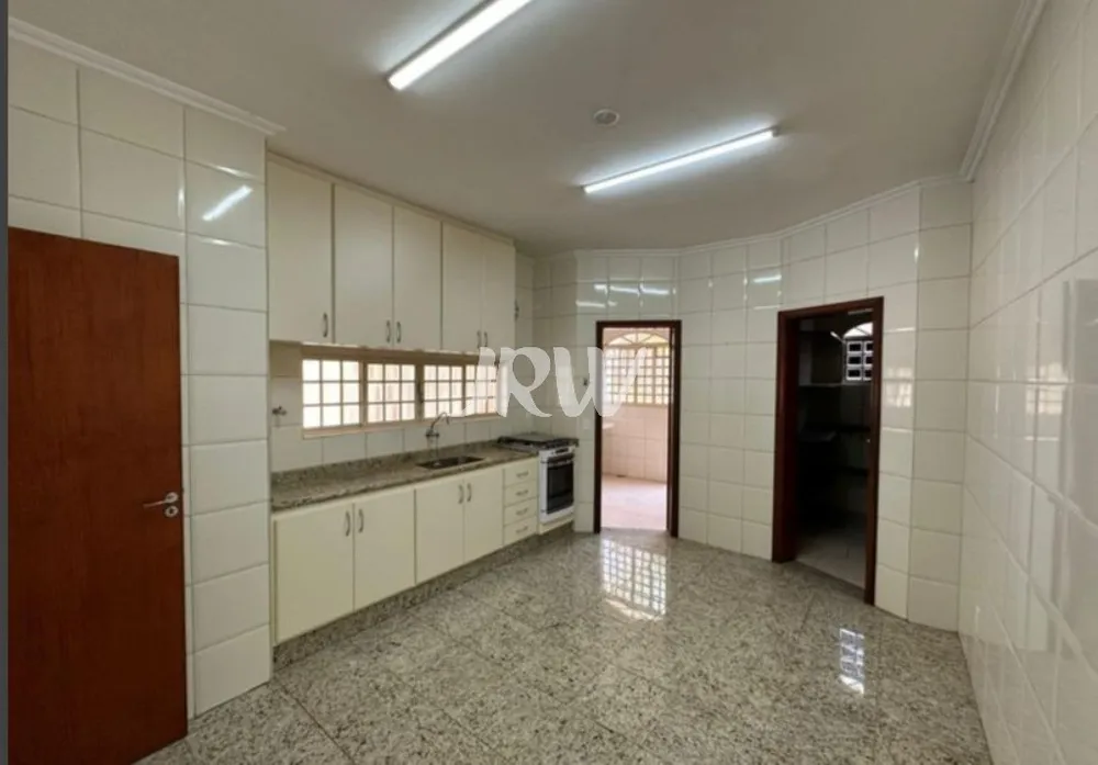 Chácara, 33 quartos, 1022 m² - Foto 4