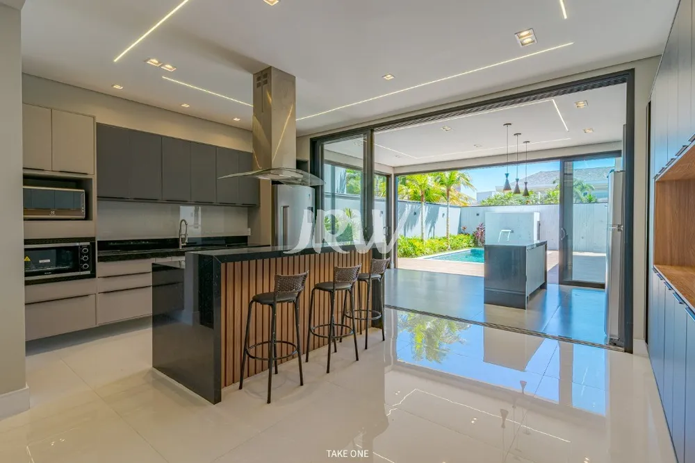 Casa, 3 quartos, 261 m² - Foto 8