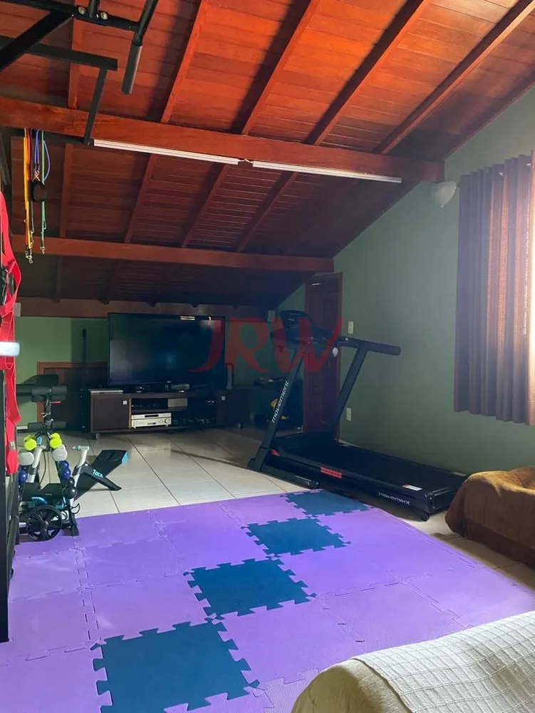 Casa, 3 quartos, 220 m² - Foto 8