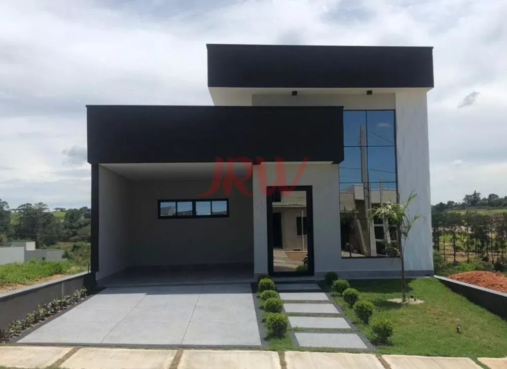 Casa à venda com 3 quartos, 208m² - Foto 1