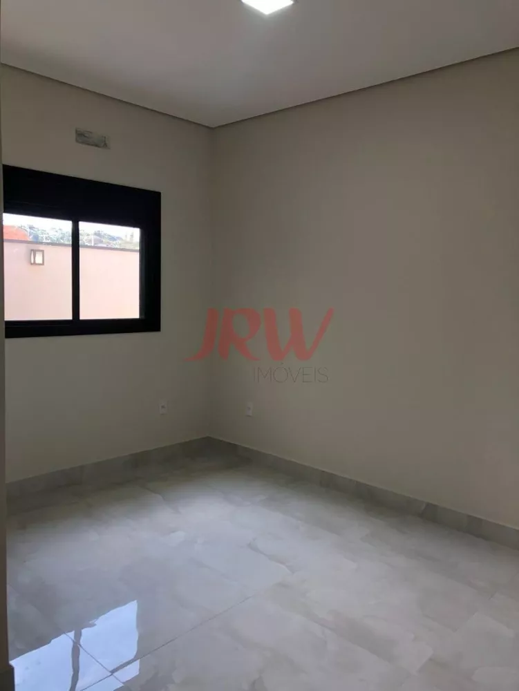 Casa à venda com 3 quartos, 208m² - Foto 13