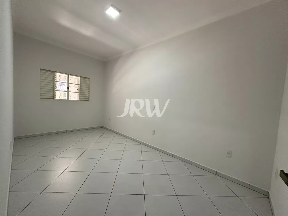 Casa à venda com 4 quartos, 130m² - Foto 5