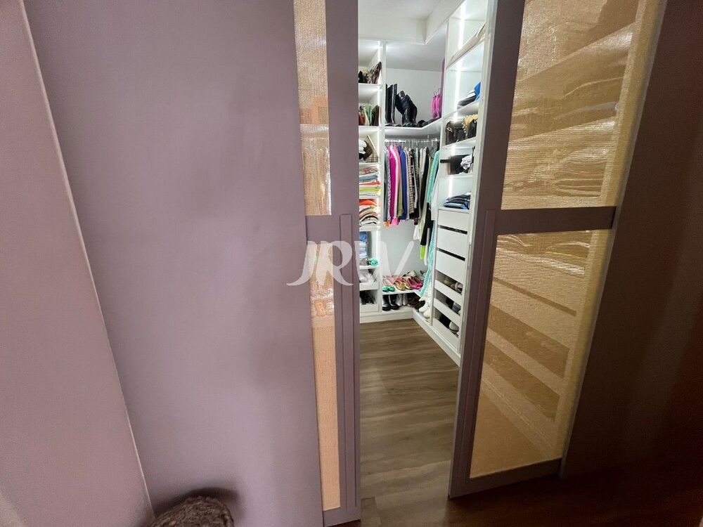 Casa à venda com 3 quartos, 300m² - Foto 5