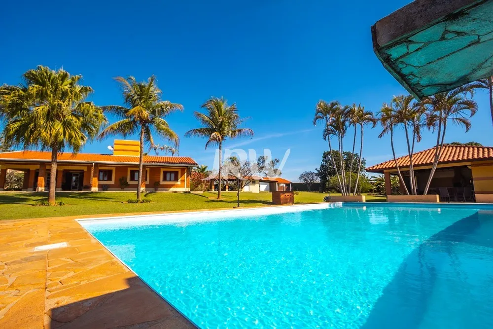 Chácara, 4 quartos, 6060 m² - Foto 1