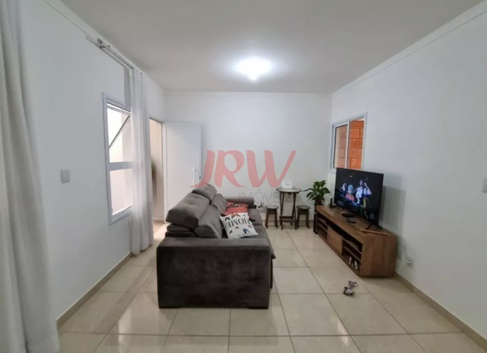 Casa à venda com 2 quartos, 100m² - Foto 3