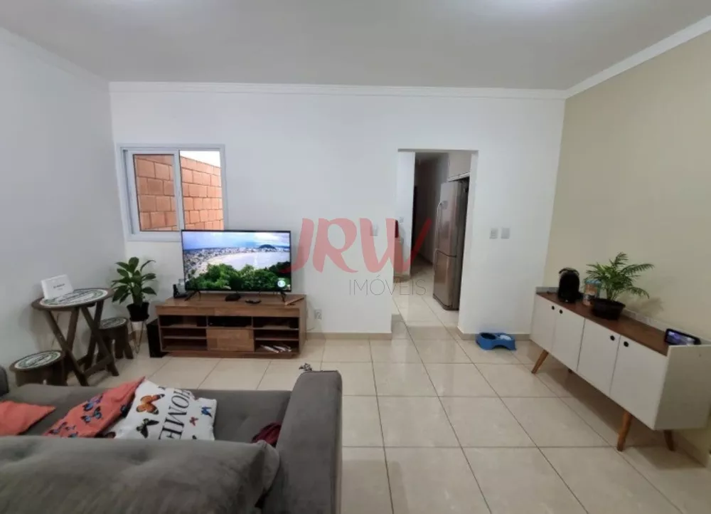 Casa à venda com 2 quartos, 100m² - Foto 4