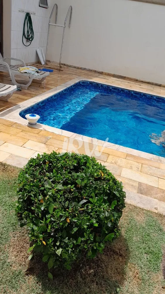 Casa à venda com 3 quartos, 360m² - Foto 3