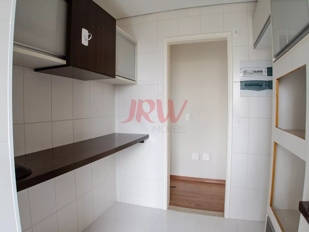 Apartamento à venda com 3 quartos, 107m² - Foto 7