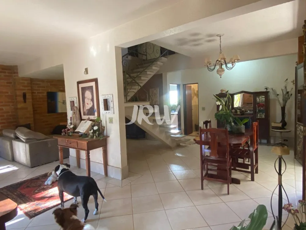 Casa, 4 quartos, 300 m² - Foto 1