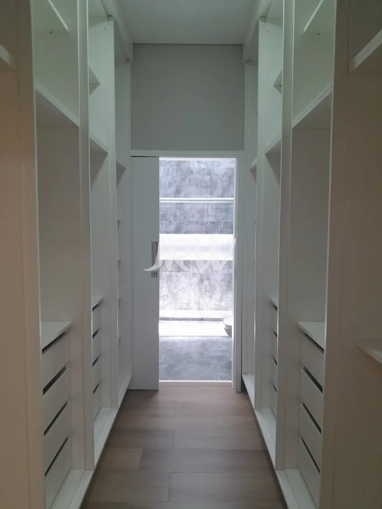 Casa, 3 quartos, 300 m² - Foto 11