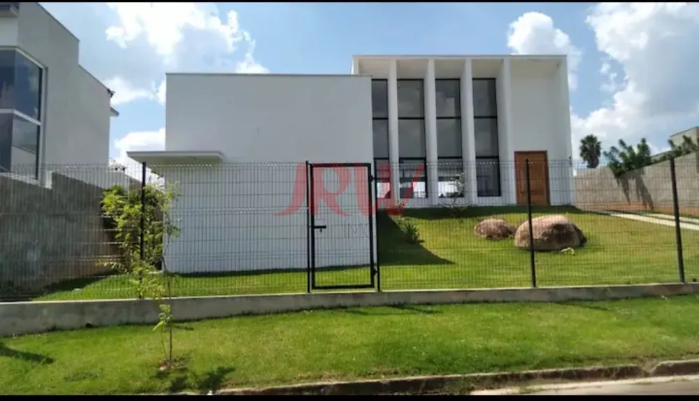 Chácara à venda com 4 quartos, 270m² - Foto 2